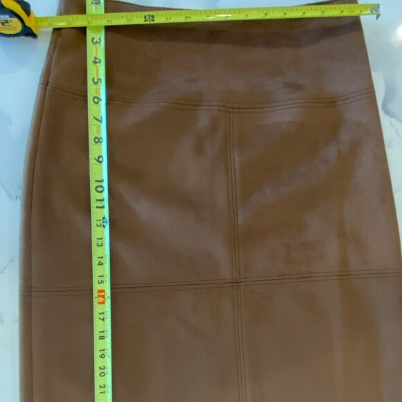 Chaps Faux Suede Midi Camel/Brown Skirt Size 8 - Picture 2 of 7